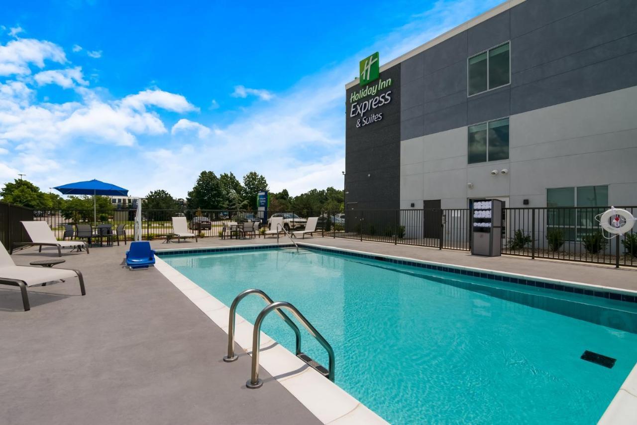 Holiday Inn Express & Suites - Springdale - Fayetteville Area Exterior foto